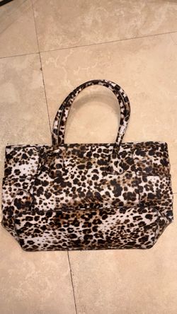 bebe Leopard Print Y2K Tote Bag – NEW / Never Used  Brand new, never used bebe leopard print tote bag