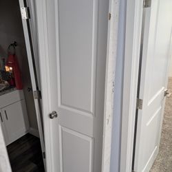 24" Pre_hung Finished Door. 