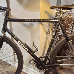 Schwinn Madison Fixed Gear for Sale in Alamo Heights, TX - OfferUp