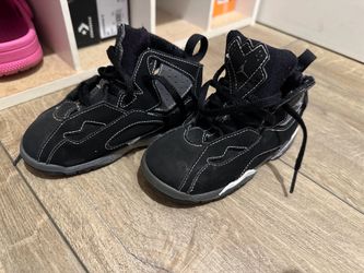 Kids 9c Jordan shoes