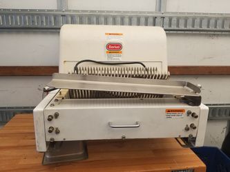 Berkel MB 1/2" Countertop Commercial Bread Slicer One Speed 115V WORKING 318A