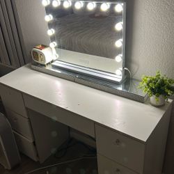 Vanity/bluetooth Mirror