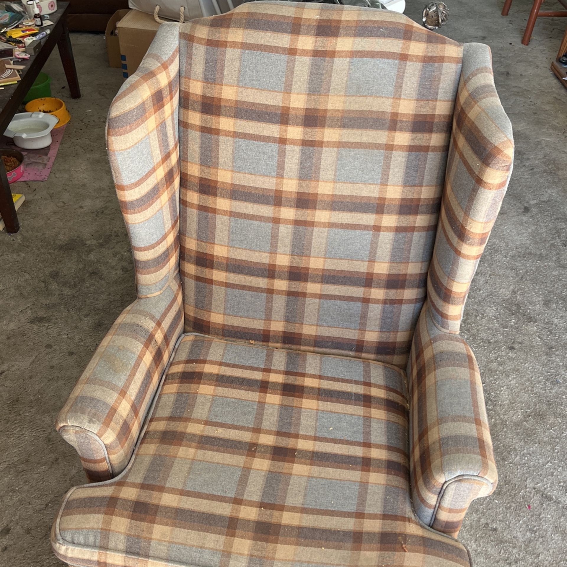 Chair-wingback