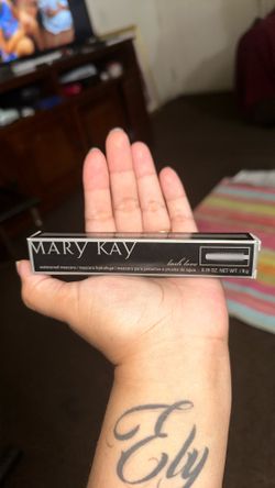Mary Kay Mascara