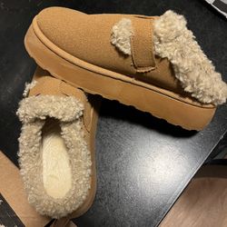 Womens Slippers