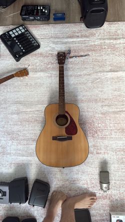 Yamaha Guitar
