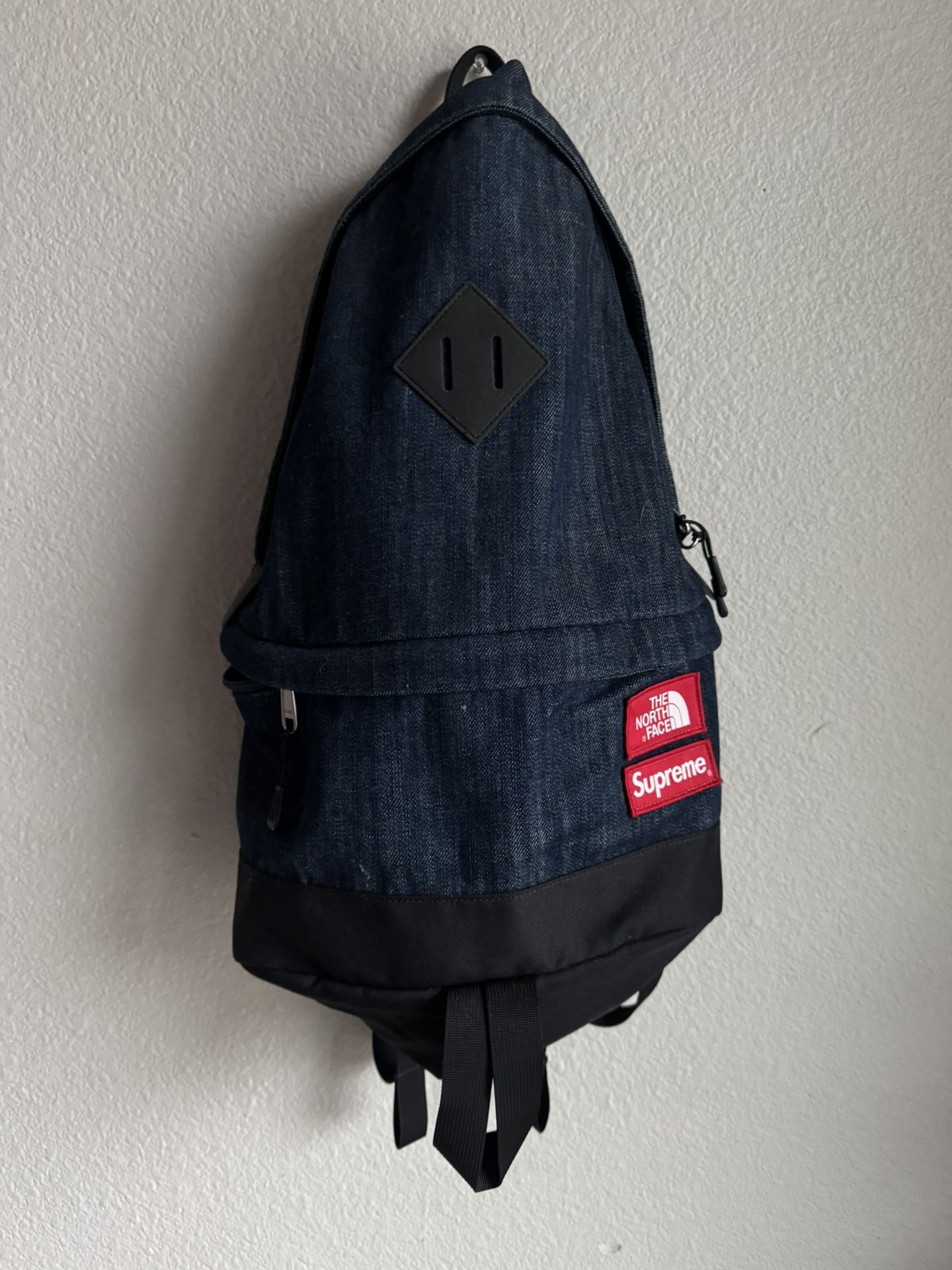 North Face x Supreme Backpack 