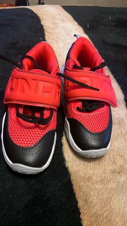 Under Armour Youth Shoes