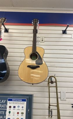 Yamaha Guitar 