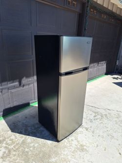 Thomson Refrigerator