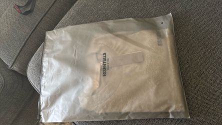 AUTHENTIC ESSENTIALS DARK OATMEAL SHIRT SIZE M