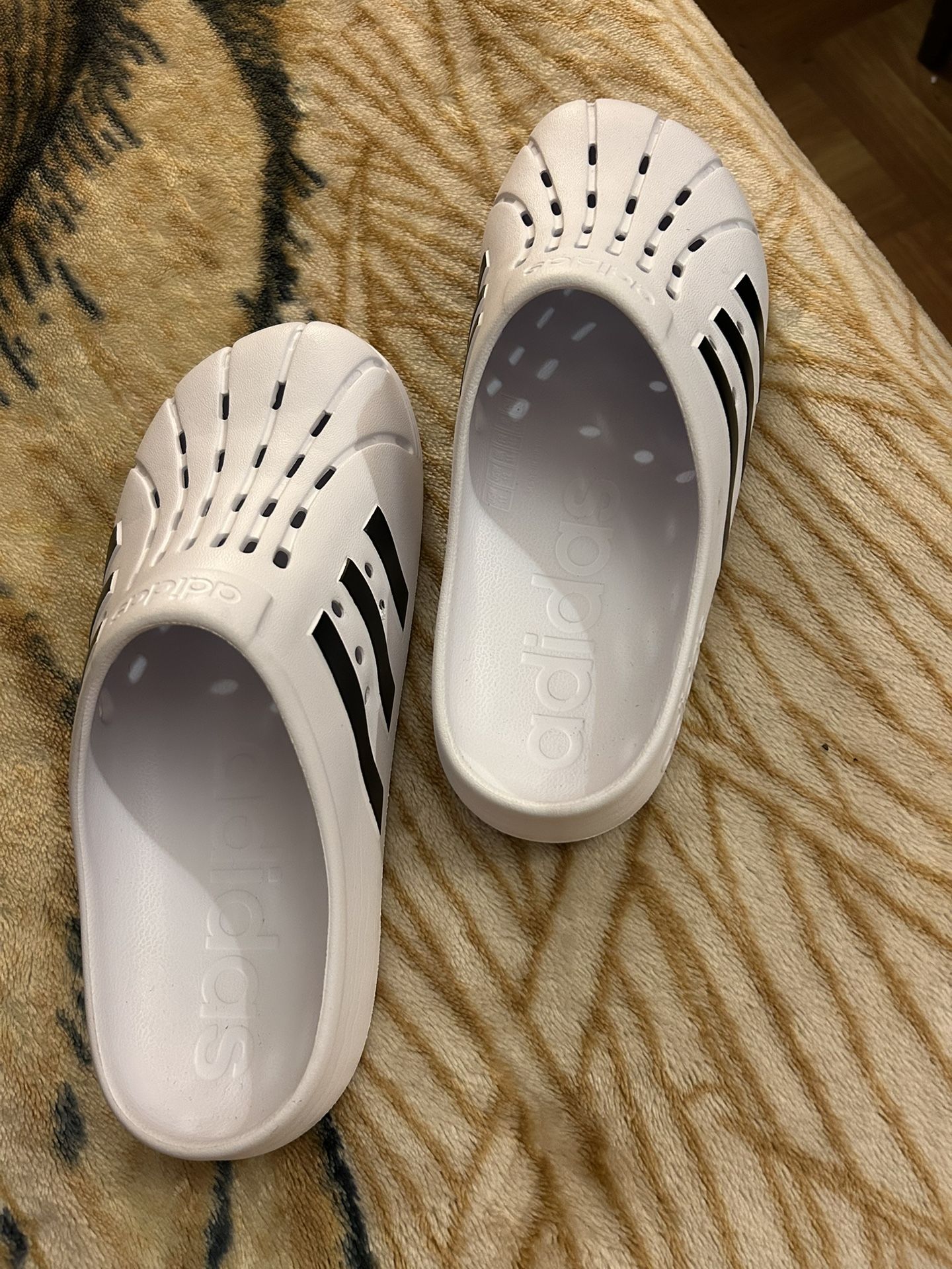 Adidas Clogs