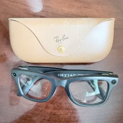 Ray Ban AI glasses