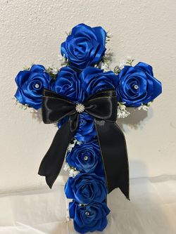Linda Cruz Deflores Azules  Flores Eternas Echas Amano 