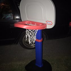 Like New Very Nice Little Tykes Adjustable Height Basketball Hoop Only $25 Firm