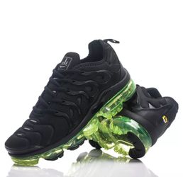 Nike Air VaporMax Plus 924453-015 Black and green Men's sneakers Size 9.5 Men 