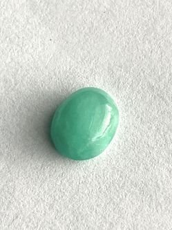 Genuine cabochon Colombian emerald -cut loose, gemstone, natural emerald, 1.83 carats