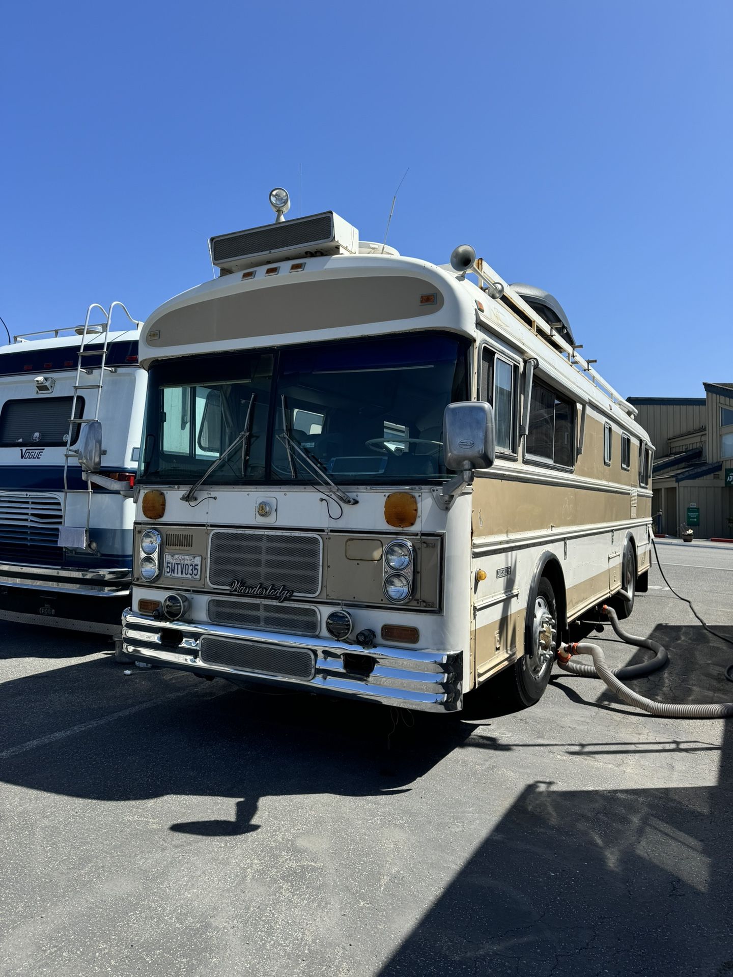 1977 Bluebird Wanderlodge