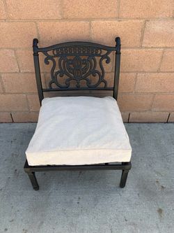 Cast Aluminum Patio Chair with Cushion