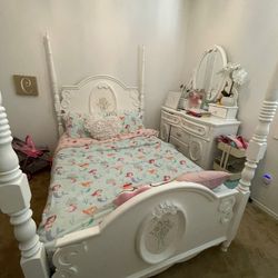 Girl Bedroom Set