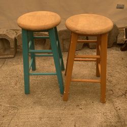 Vintage Solid Wood Classic Bar Stools