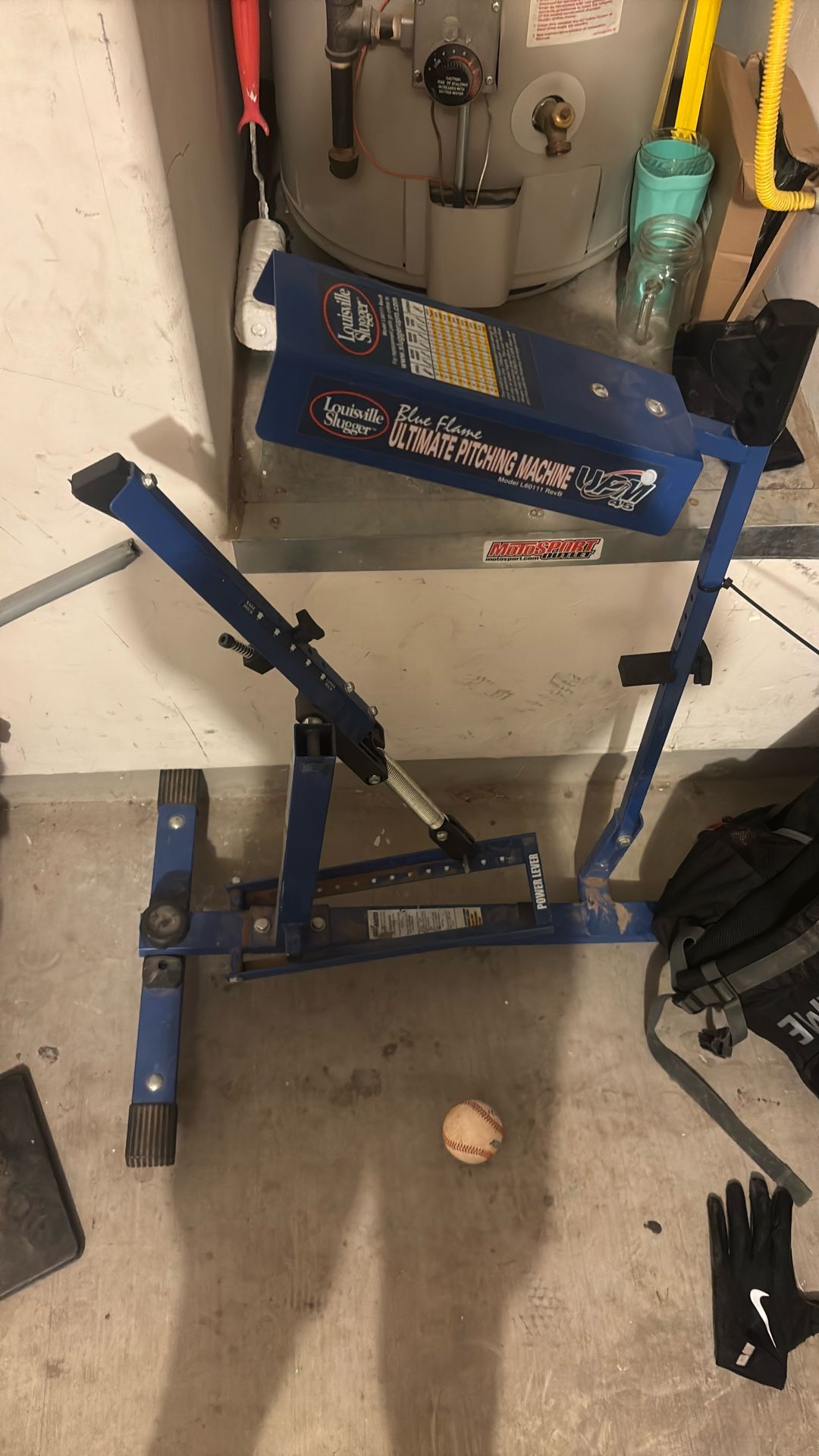 Louisville slugger blue flame ultimate pitching machine