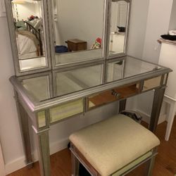 Pier1 Hayworth Mirrored Vanity And Stool