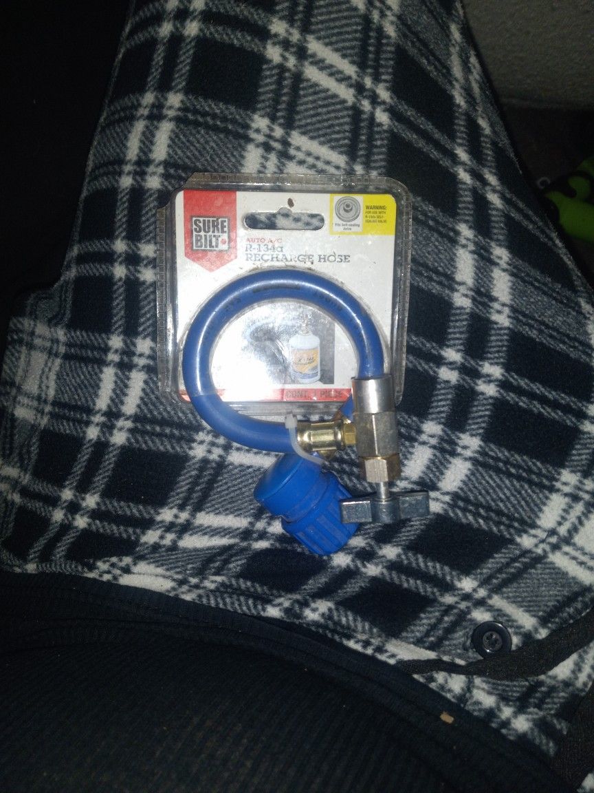 AUTO A/C R-134a RECHARGE HOSE $20
