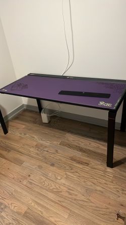 Secret Labs Magnus Desk w/ L-Shaped Extension & Chair