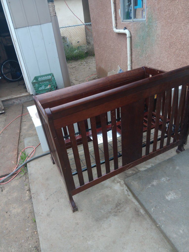 Amish Solid Wood Baby Crib