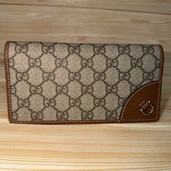 Gucci GG Emblem collection Shoulder Bag