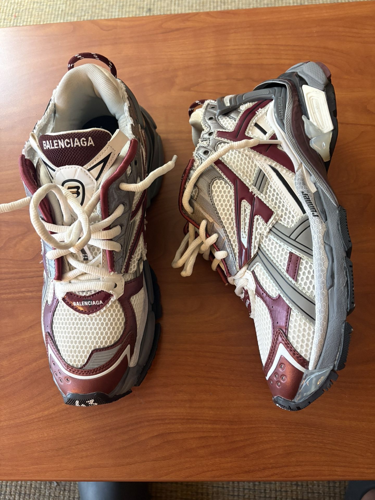 Balenciaga Runners Size 43