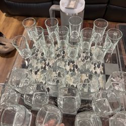Checkers Shot Glass Set - Gently Used
