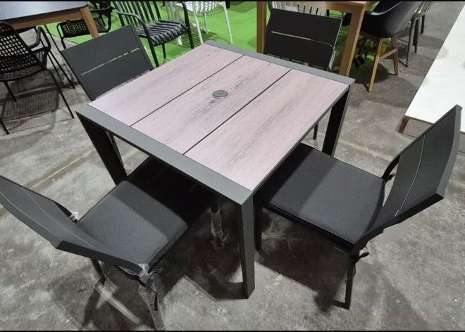 BRAND NEW 5 Pieces Dining Set Table And Chairs, Die-Cast Aluminum, Ideal Furniture Set For Outdoor And Patio
