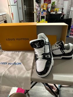 Men’s shoes