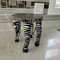 NEW ZEBRA CAKE STAND 
