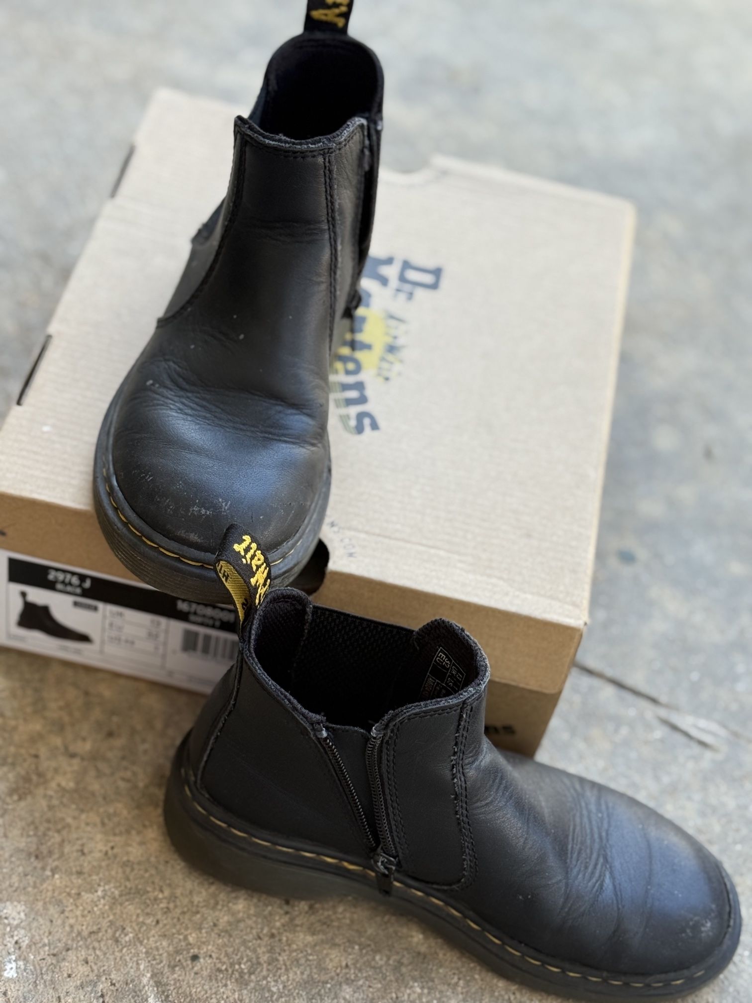 Kids Doc Martens Chelsea Boot Size 1