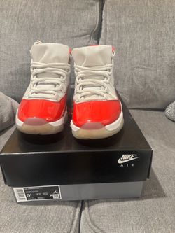 Air Jordan 11 Retro Cherry Red Size 9.5