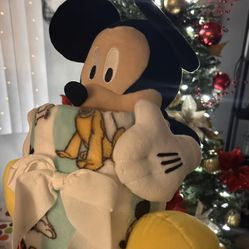 Disney - Mickey Mouse w/Throw Blanket