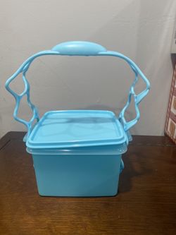 Tupperware 