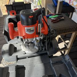 B&D Firestorm plunge router