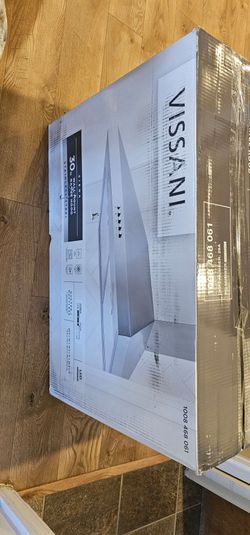 Vissani Siena 30 in. 350CFM Convertible Pyramid Wall Mount Range Hood in Stainless Steel with Charcoal Filter and LED Lighting