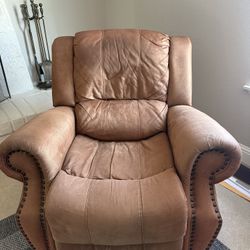 Free Recliner.   Gratis!!!