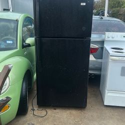 Hair Top N Bottom Black Fridge Works Great N Electric Stove  Ge Must Sell 