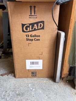 13 gallon trash can