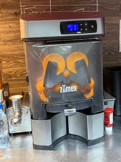 Zumex Orange Juicer