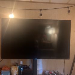 55” Smart Roku TCL Tv With Remote