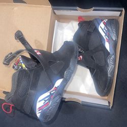 Jordan 8 Retro “playoff”