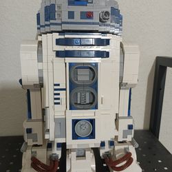 Lego Set 10225 R2D2 From 2012