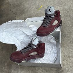 Jordan 5 Burgundy Size 8.5